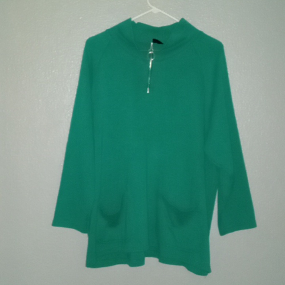 Stefano ba*sics green zipper neck sweater